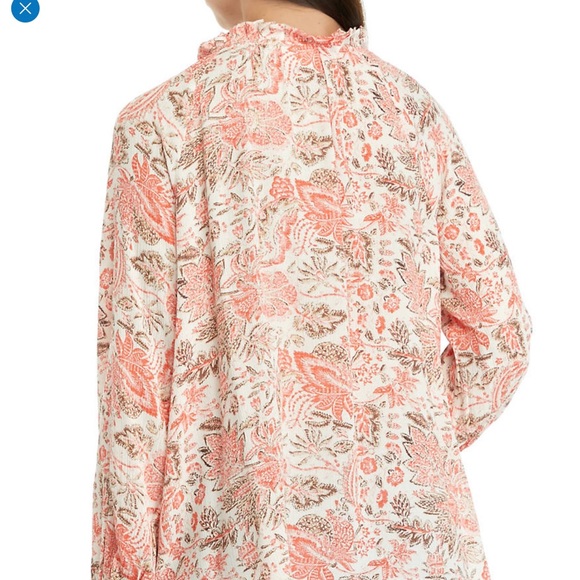 𝘞𝘰𝘯𝘥𝘦𝘳𝘭𝘺 𝘉𝘰𝘩𝘰 𝘛𝘰𝘱 - Picture 2 of 4